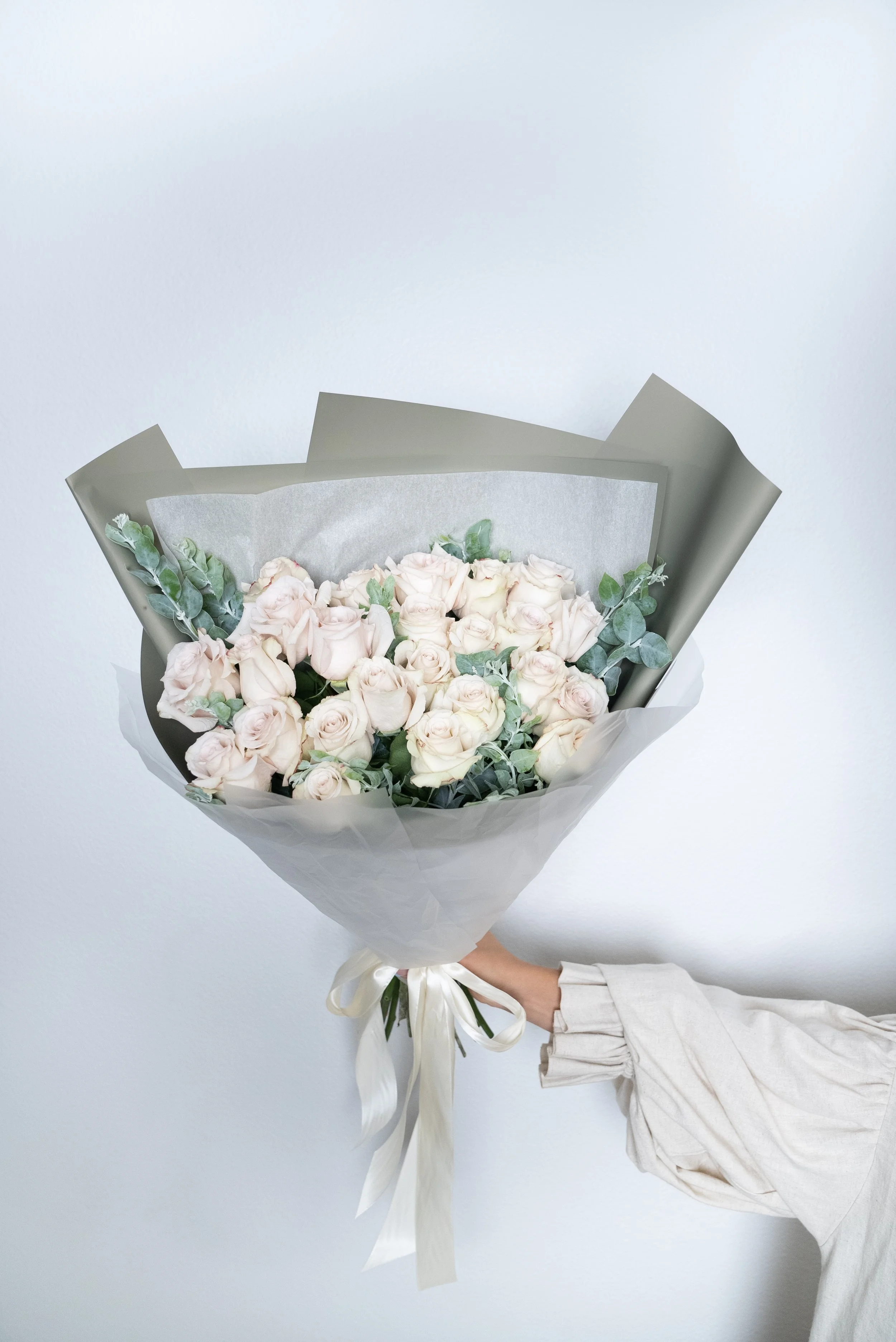 Local fresh flower delivery — MyFlowerSpace | Ninel Lorens